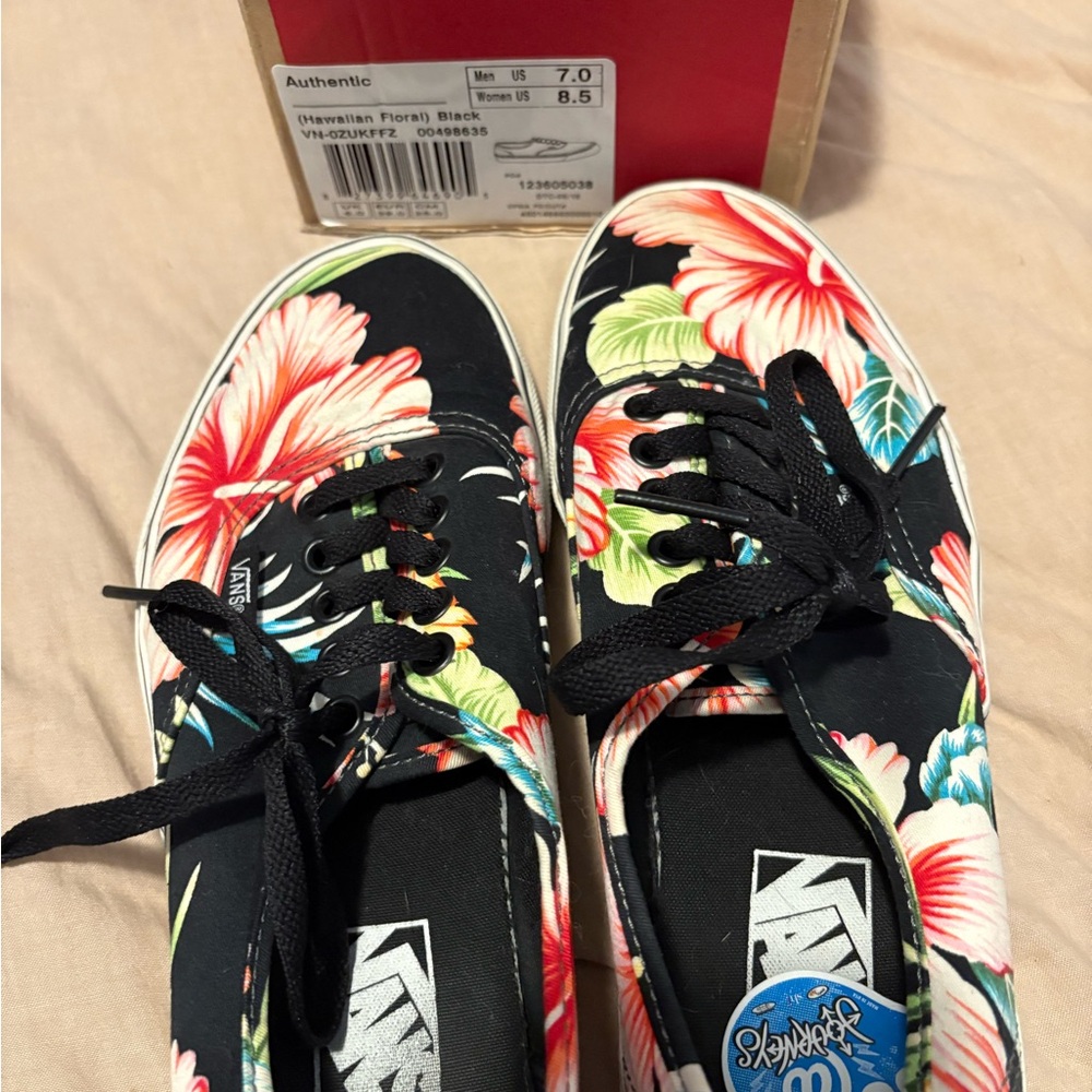 Vans Women's Hibiscus Black Sneakers